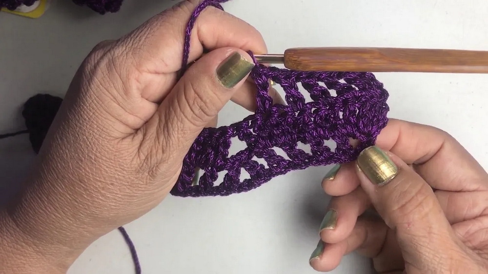 Stylish Crochet Zig-Zag Stitch Dress Pattern 2