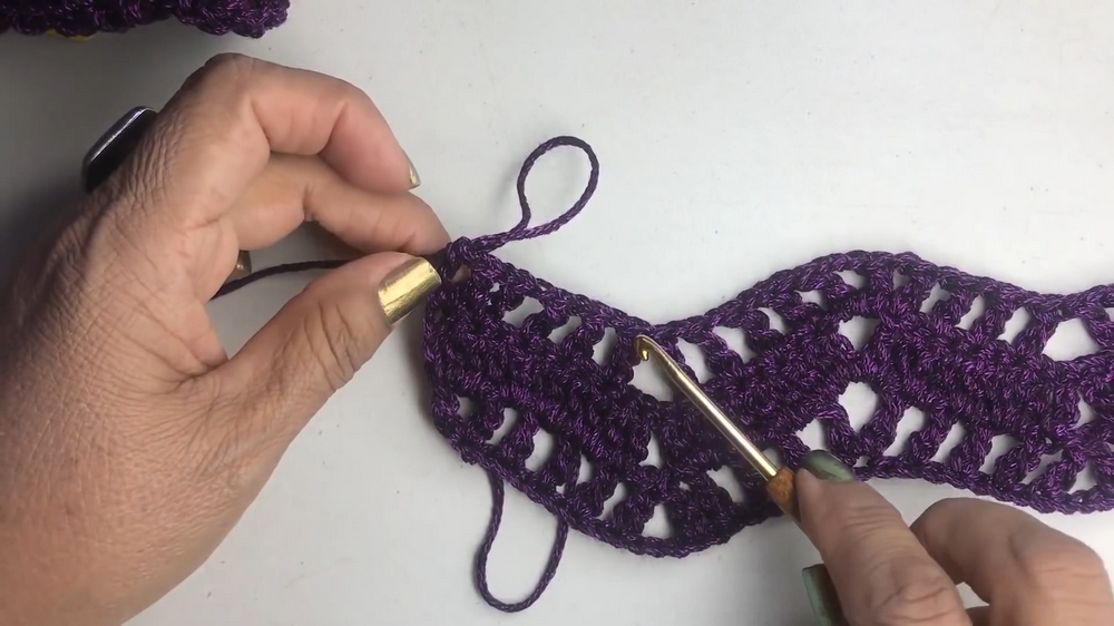Stylish Crochet Zig-Zag Stitch Dress Pattern 4