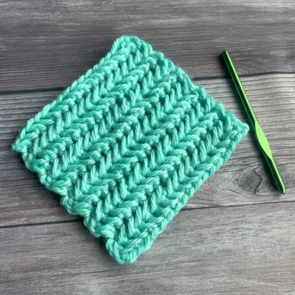 Free Crochet Herringbone Stitch Pattern for Warm Accessories - DIYsCraftsy