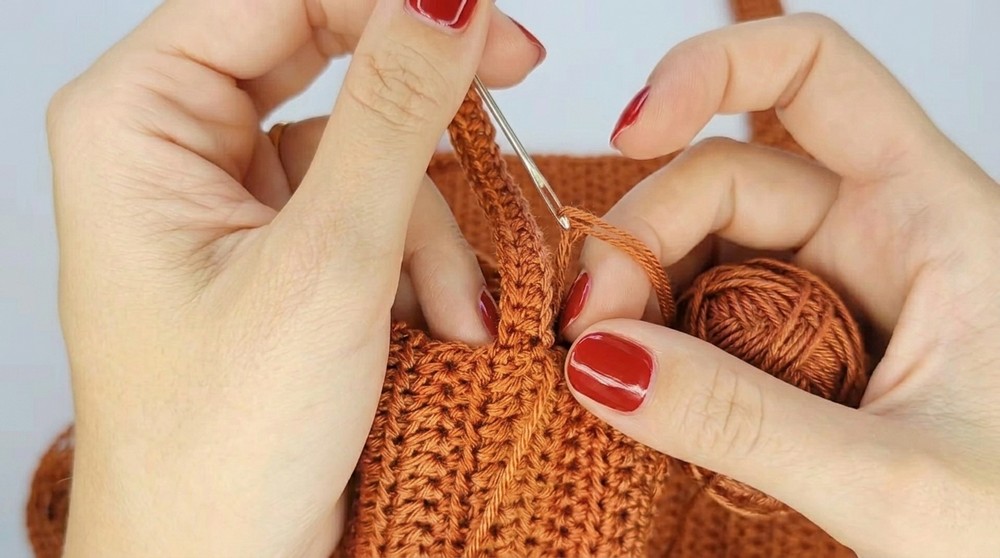 Colorful Crochet Blouse - Easy Step-by-Step Tutorial - Only Basic Stitches! 5