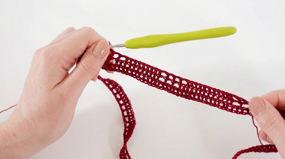 Filet Crochet Scoop Back Tank Top Tutorial 3