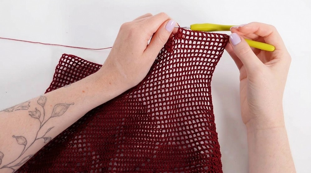 Filet Crochet Scoop Back Tank Top Tutorial 4