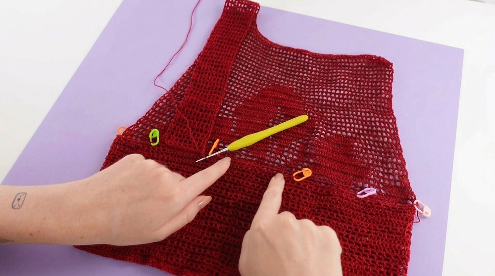 Filet Crochet Scoop Back Tank Top Tutorial 5