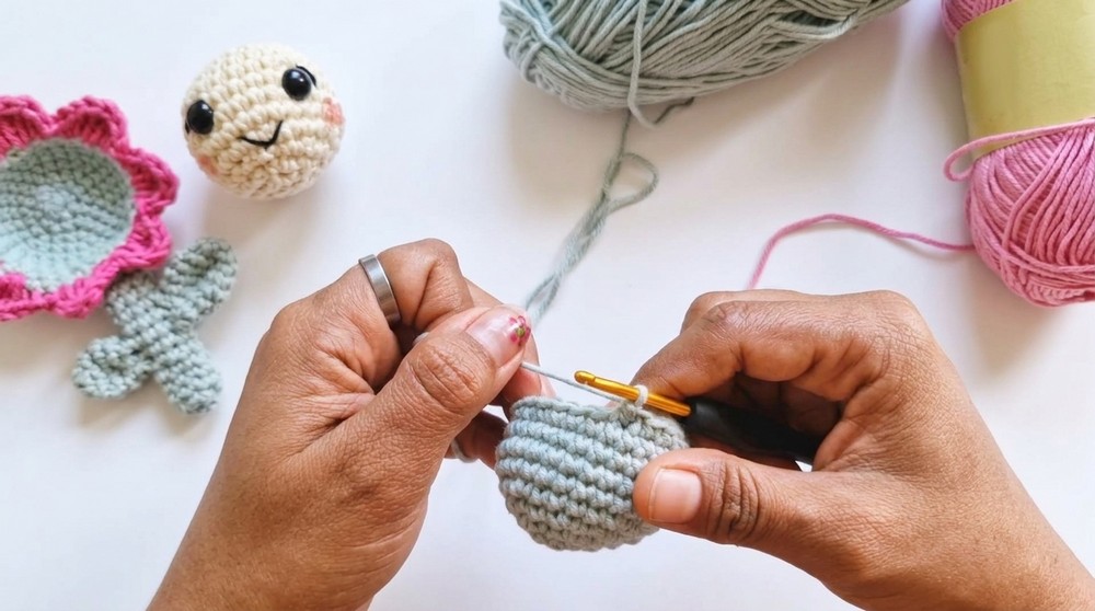 Crochet Smiley Flower Pattern