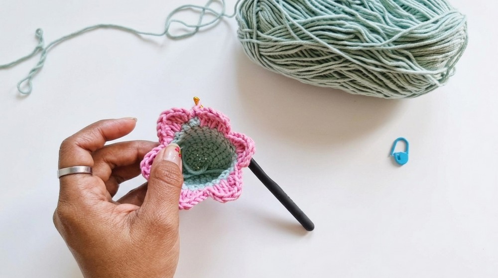 Crochet Smiley Flower Pattern