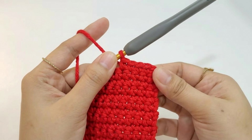 Crochet Phone Bag Pattern