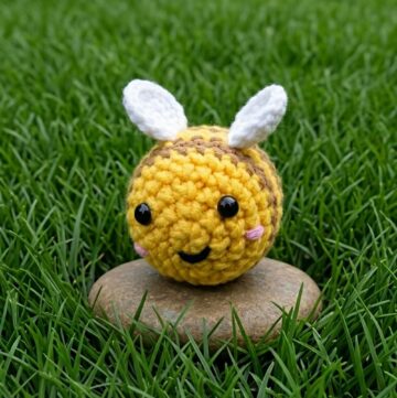 Crochet Bee Amigurumi Pattern