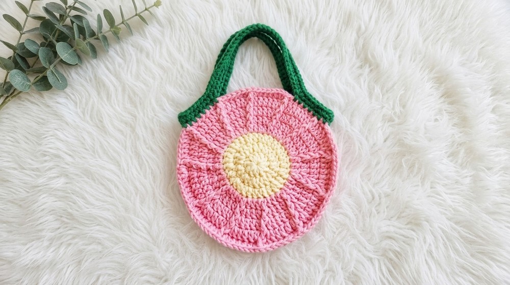 Crochet Circular Daisy Bag Patttern