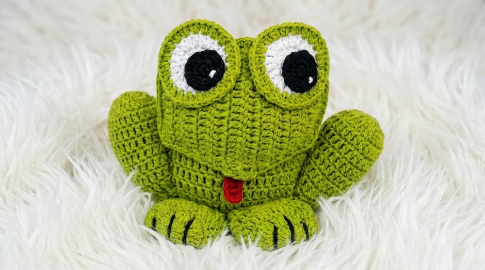 Crochet Frog Amigurumi Pattern 4