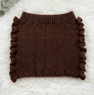 Crochet Skirt With Side Ruffle Pattern 5