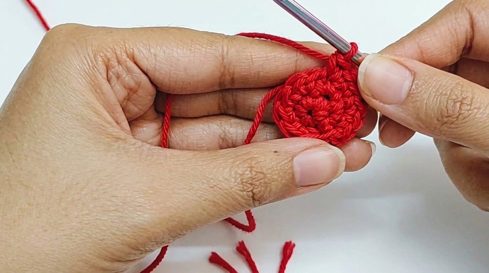 Crochet Star Ornament Pattern 1