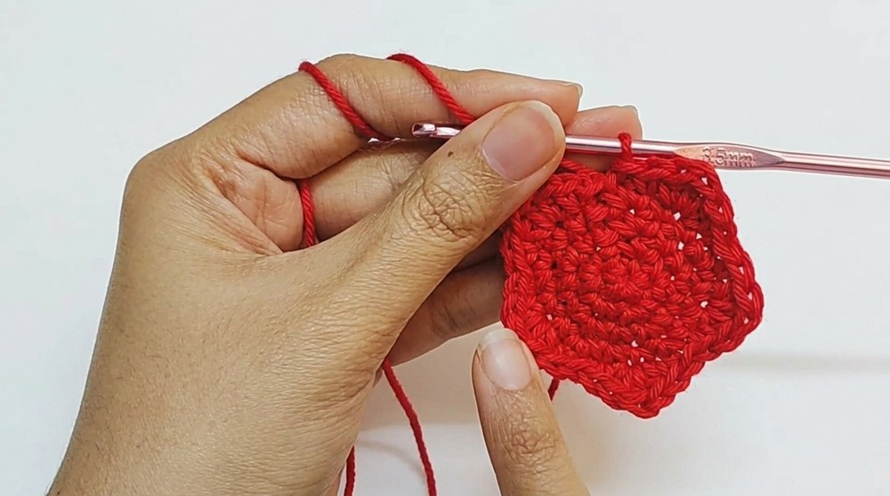 Crochet Star Ornament Pattern 2