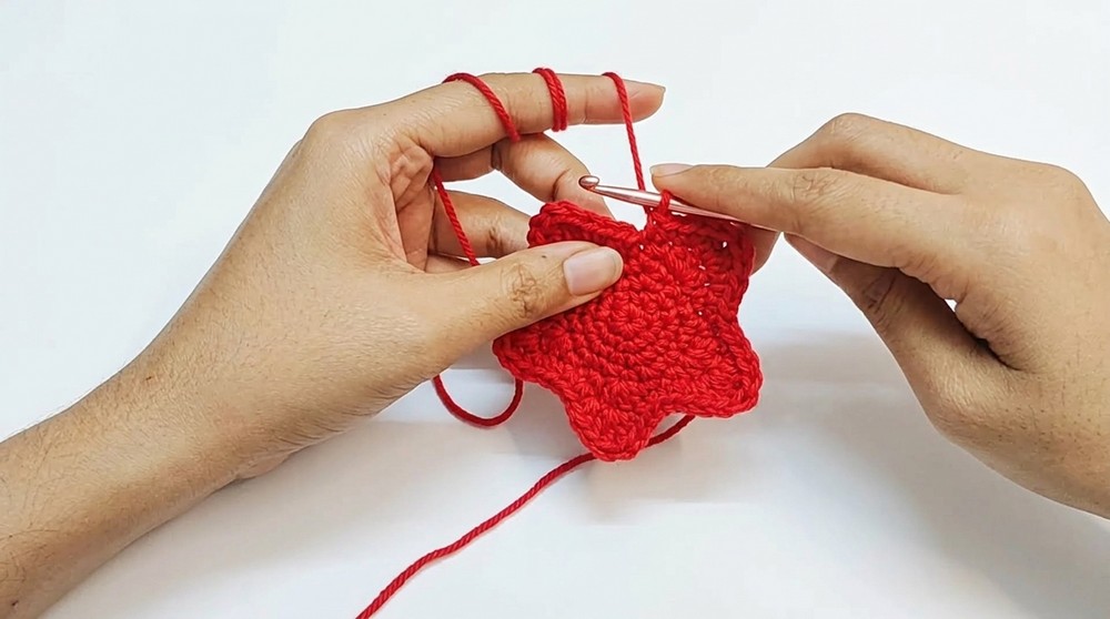 Crochet Star Ornament Pattern 3