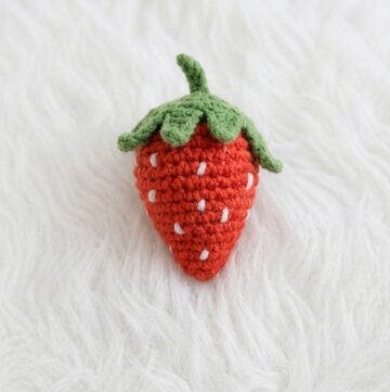 Crochet Strawberry Amigurumi Pattern 5