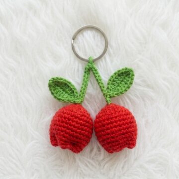 Crochet Tulip Keychain Pattern 5