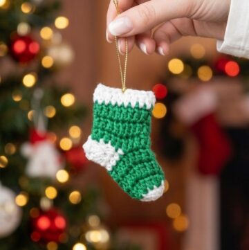 Crochet Mini Christmas Stocking Pattern 5