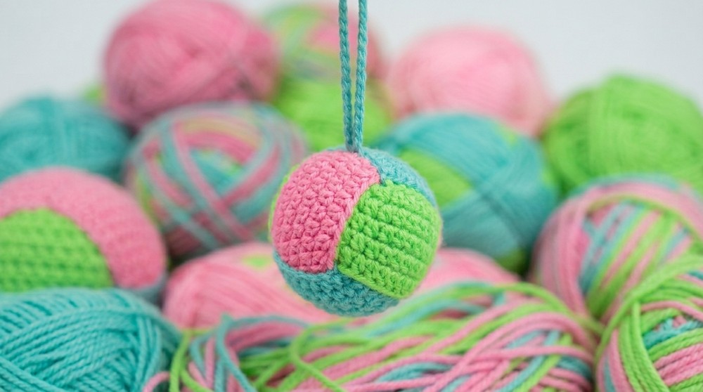 Crochet Ball Keychain Pattern 4