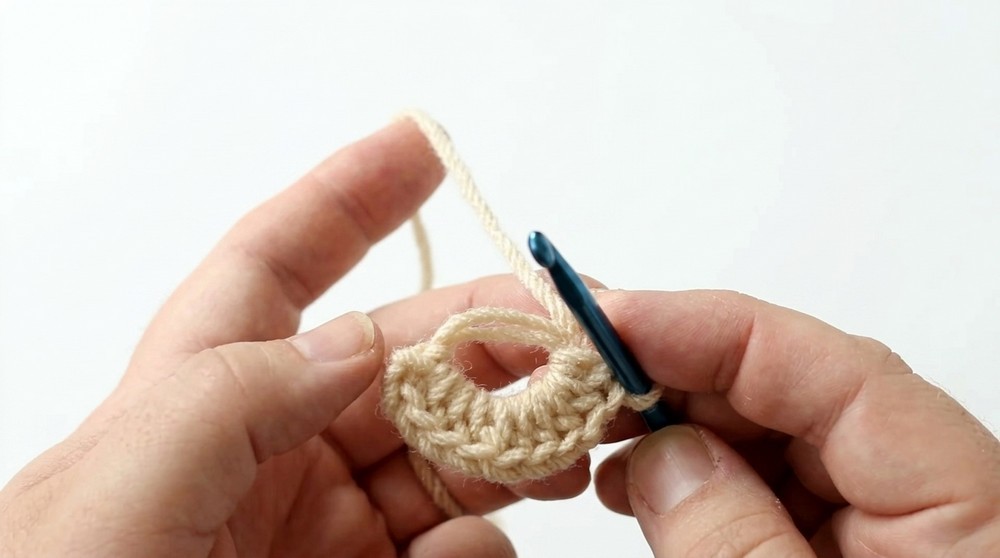 Crochet Christmas Ornament Pattern 1