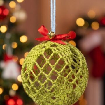 Crochet Christmas Ornament Pattern 5