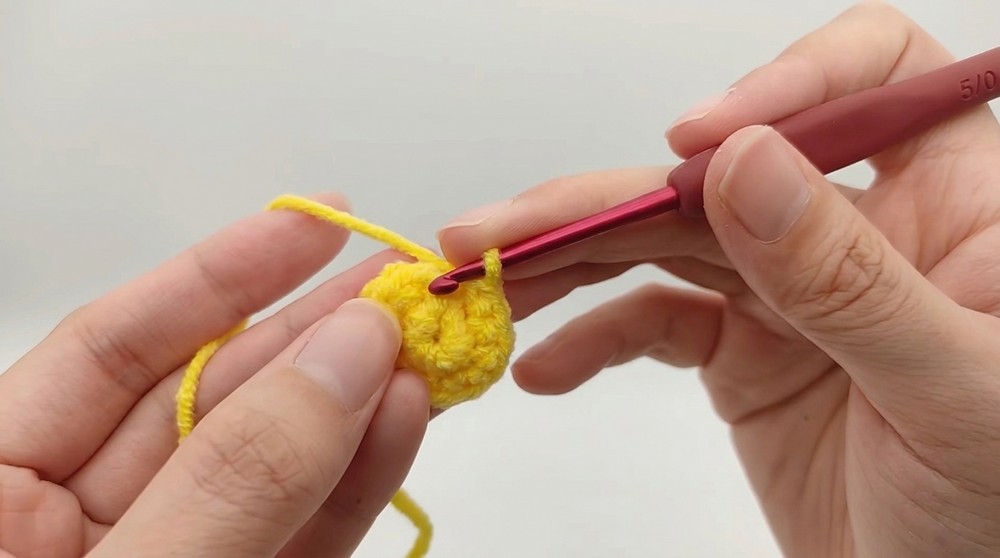 Crochet Corn Keychain Pattern 1