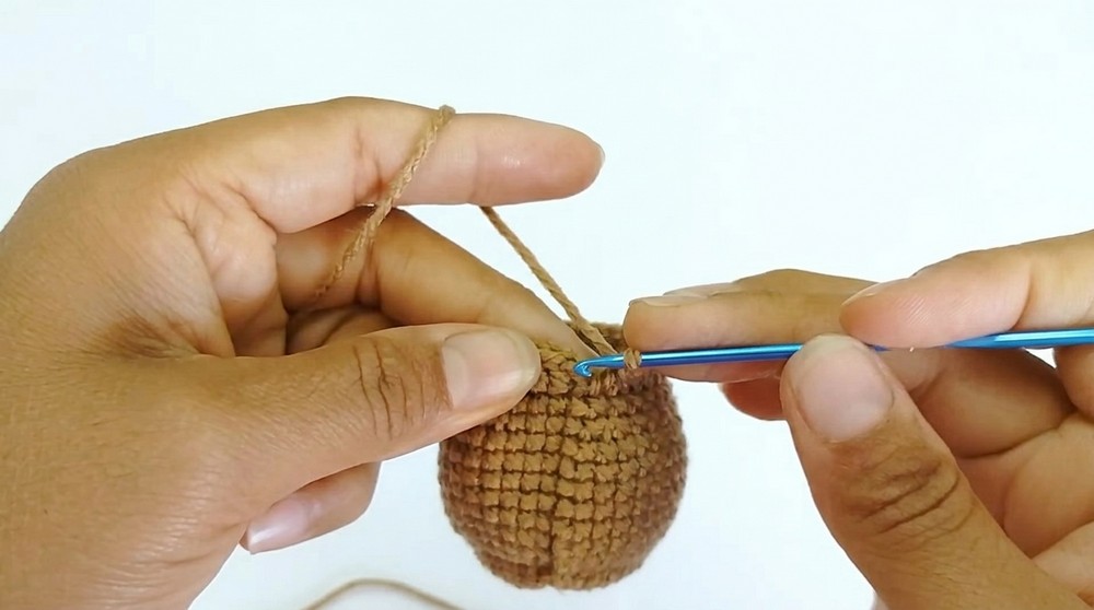 Crochet Heart Flower Pot Pattern 3