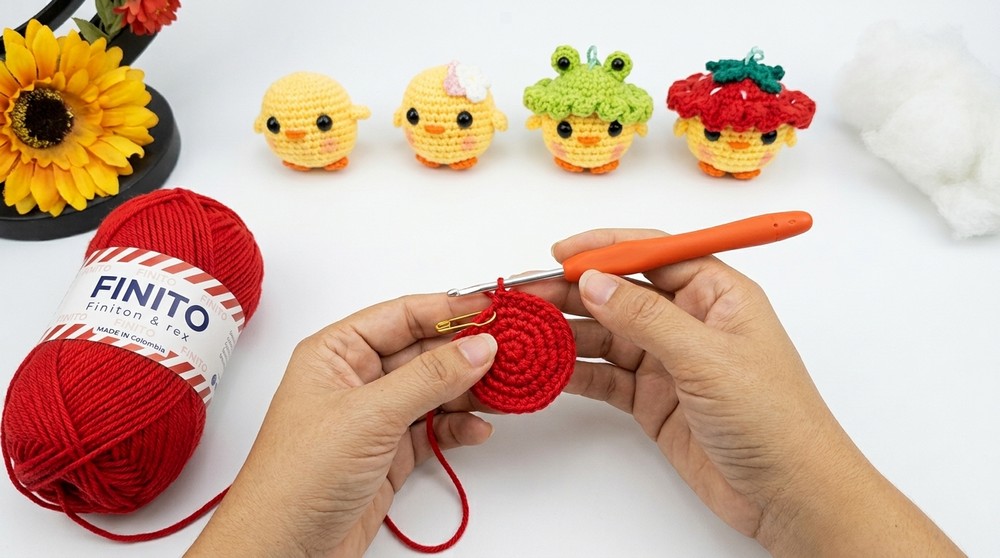 Crochet Strawberry Chick Pattern 1