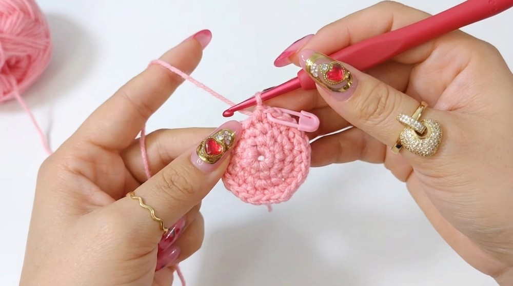 Crochet Tulip Bookmark Pattern 2