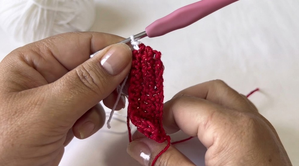 Cute Crochet Popcorn Pouch Pattern 2