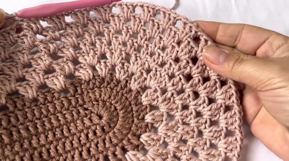 Oval Tulip Crochet Rug Pattern 4