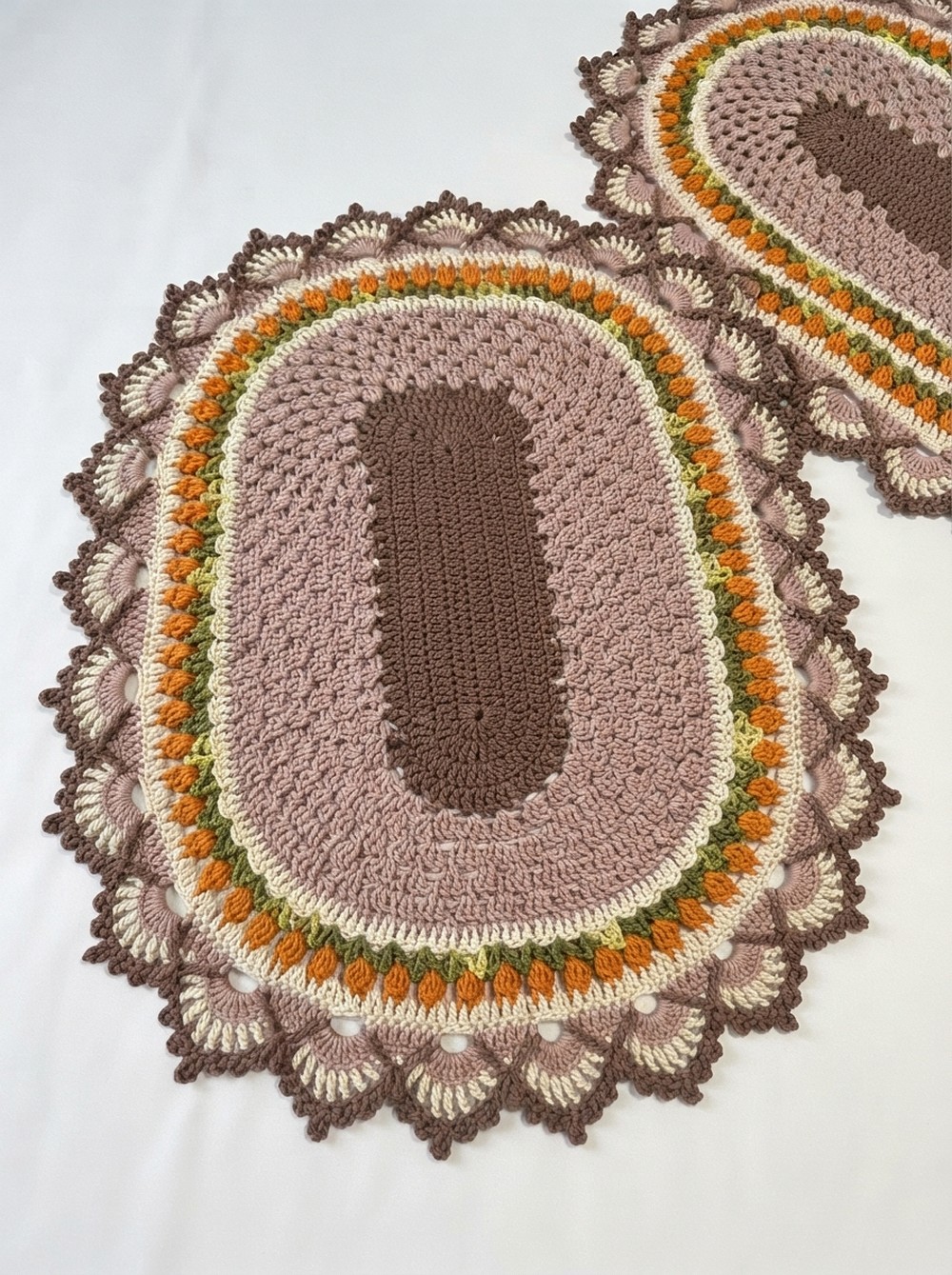 Oval Tulip Crochet Rug Pattern 6