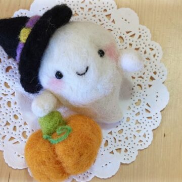 DIY Halloween Ghost Pumpkin Witch Needle Felt Tutorial 1
