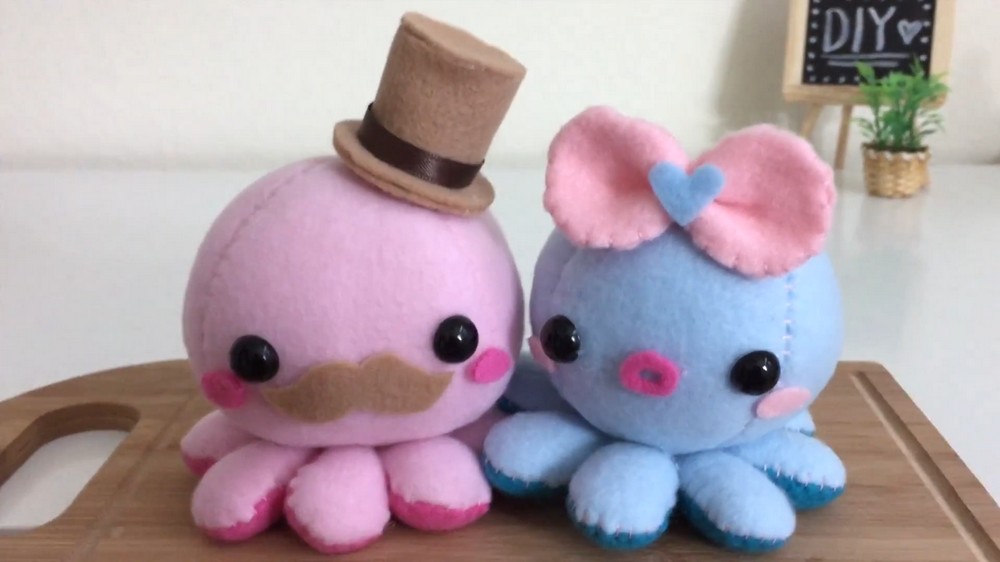 DIY Octopus Fancy Plush Tutorial 11
