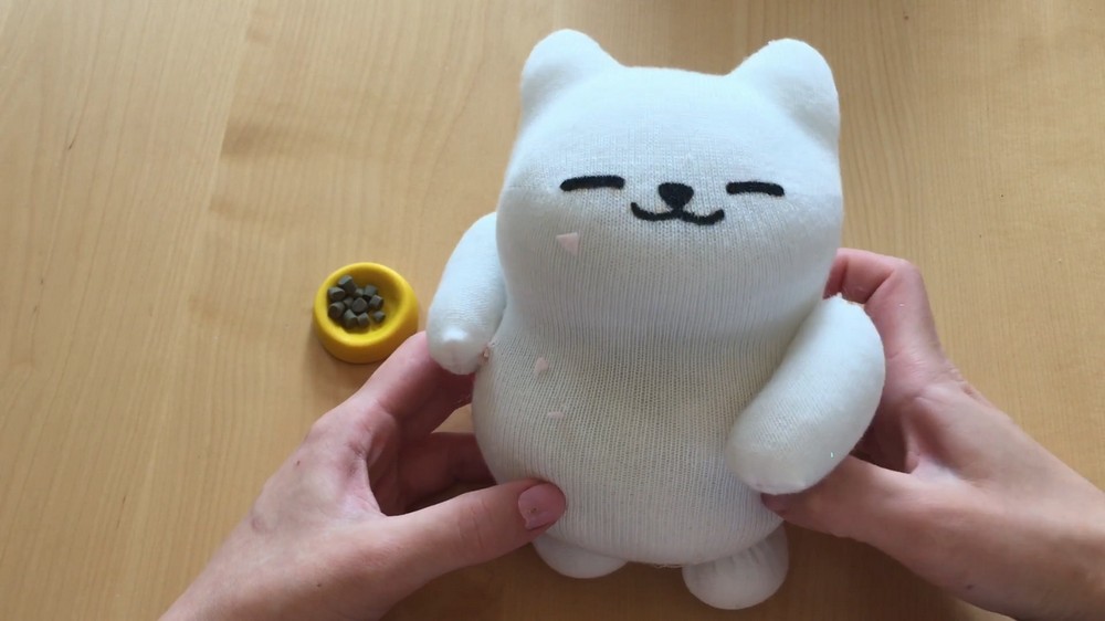 DIY Plush Tubbs From Neko Atsume 1