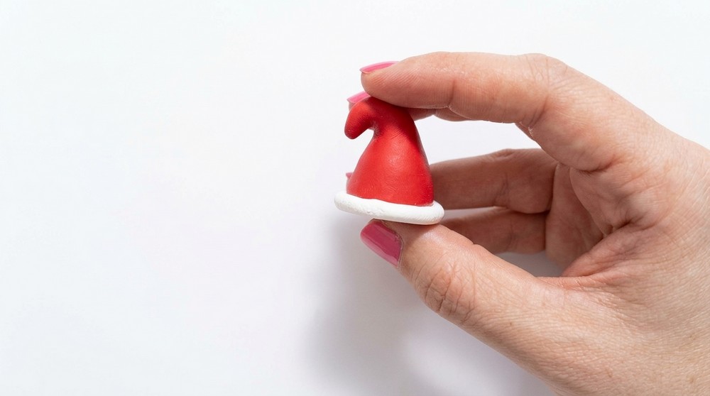 DIY Polymer Clay Christmas Hat 5