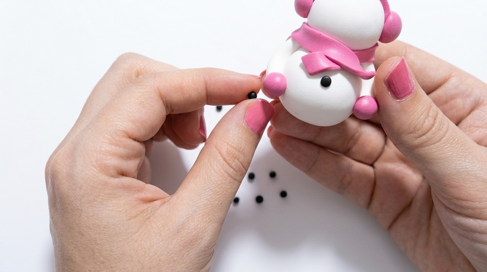 DIY Polymer Clay Snowman 6
