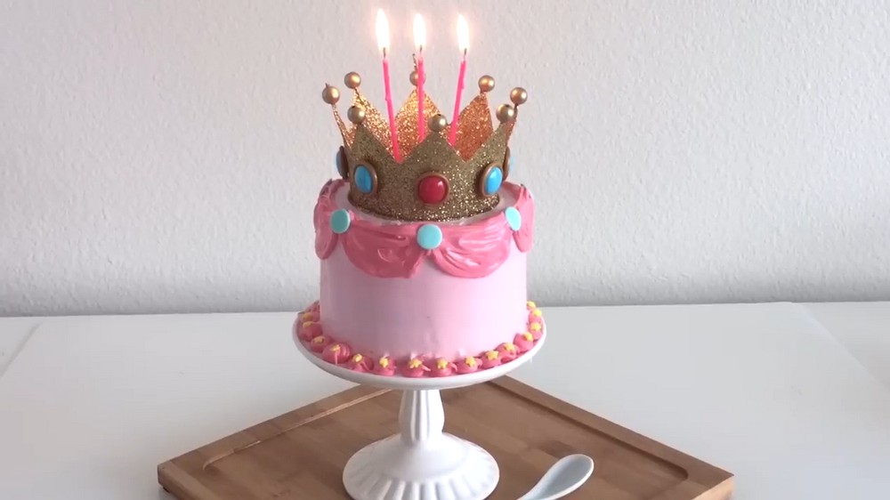 DIY Princess Peach Cake 2