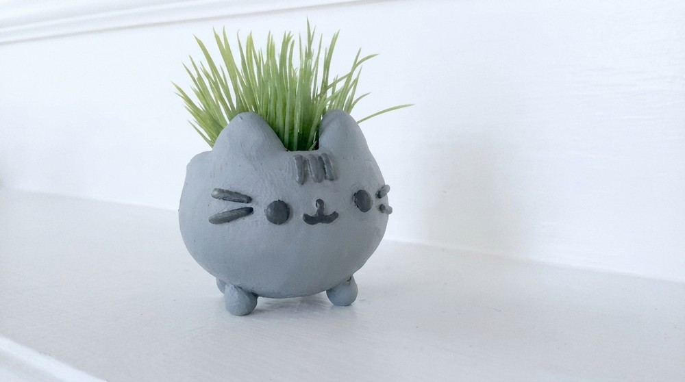 DIY Pusheen Planter Pot 1