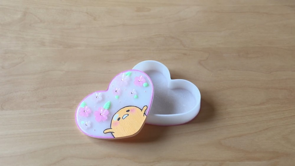DIY Sakura Gudetama Trinket Box 1