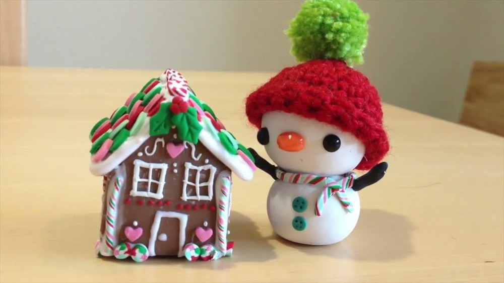Mini Gingerbread House Polymer Clay Collaboration Tutorial 1