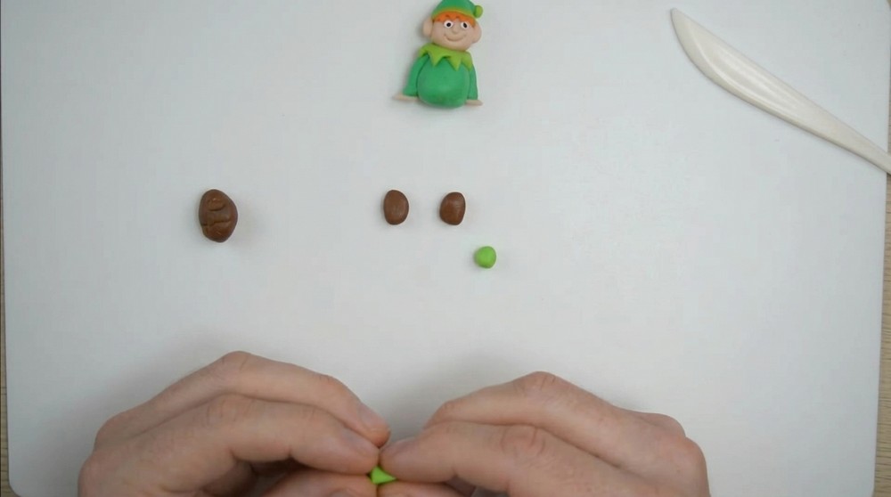DIY Polymer Clay Christmas Elf Tutorial 5