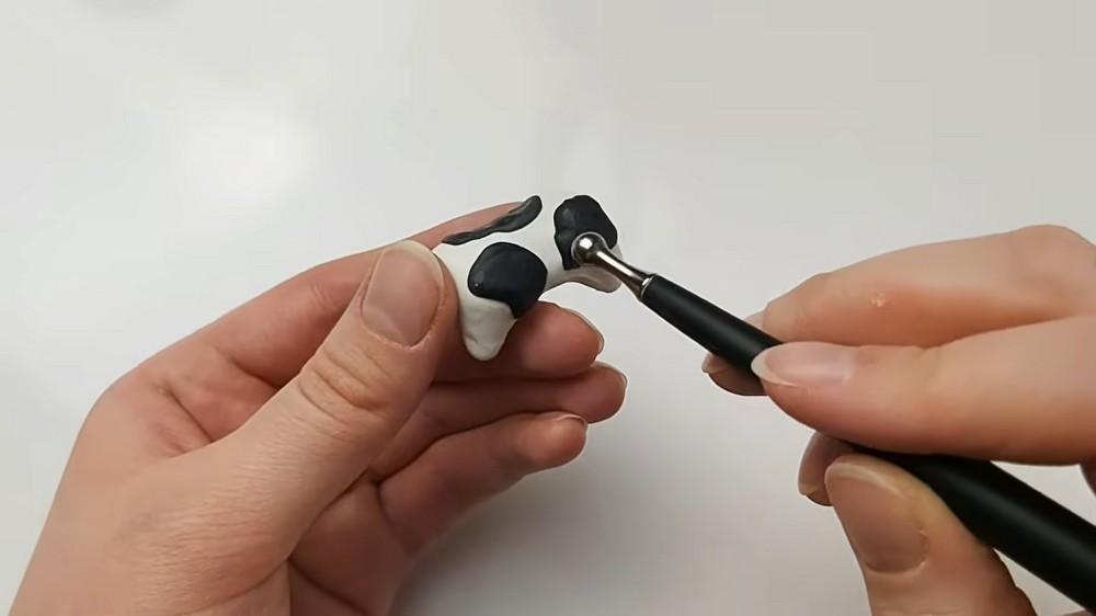 DIY Polymer Clay Mini Cow Tutorial 2