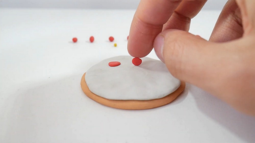 DIY Polymer Clay Pizza Tutorial 4