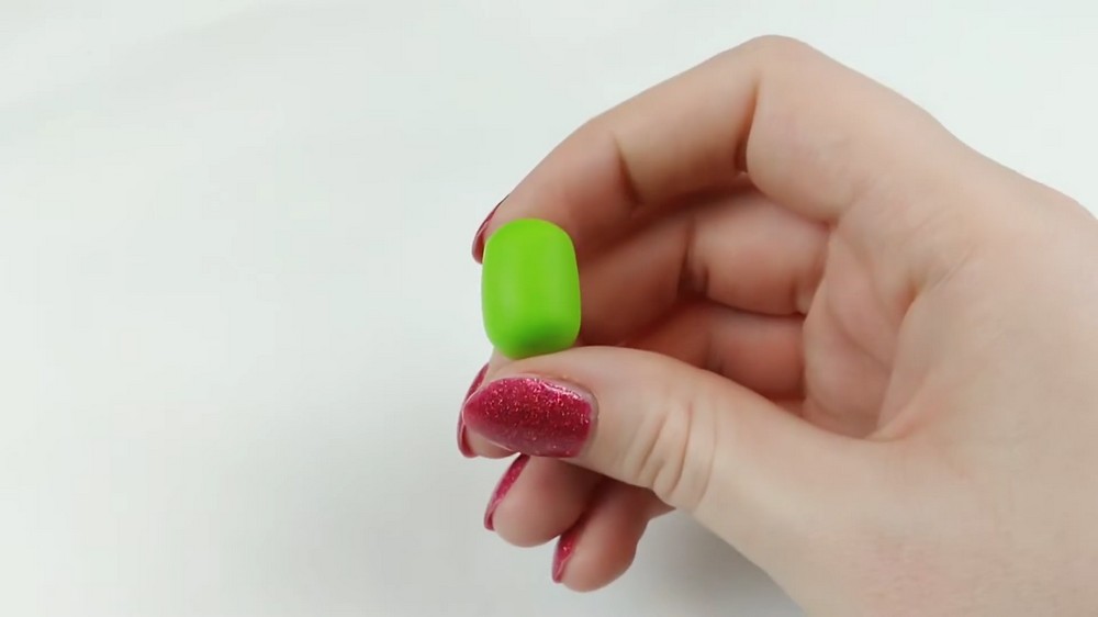DIY Polymer Clay frog and pea-pod Tutorial 1