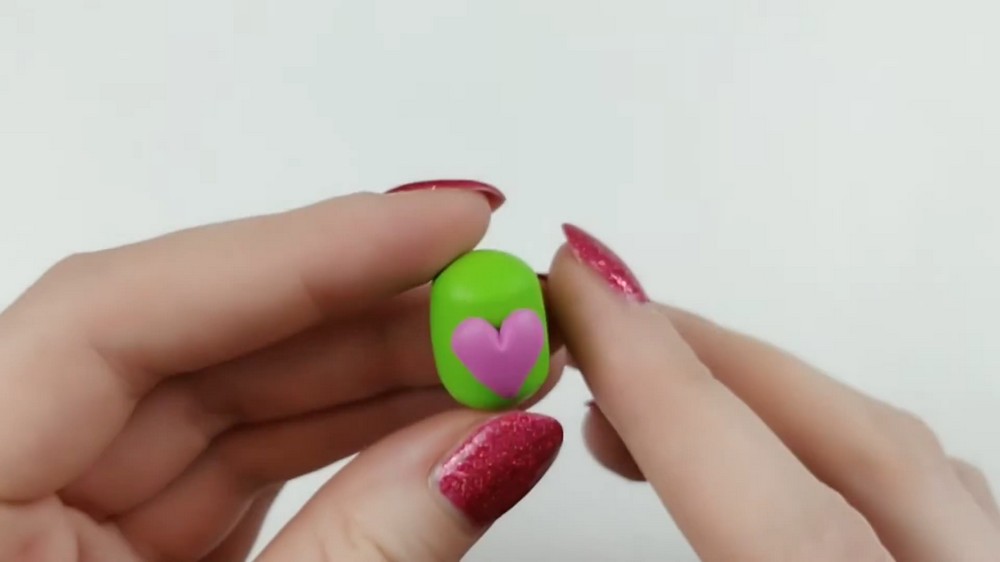 DIY Polymer Clay frog and pea-pod Tutorial 3