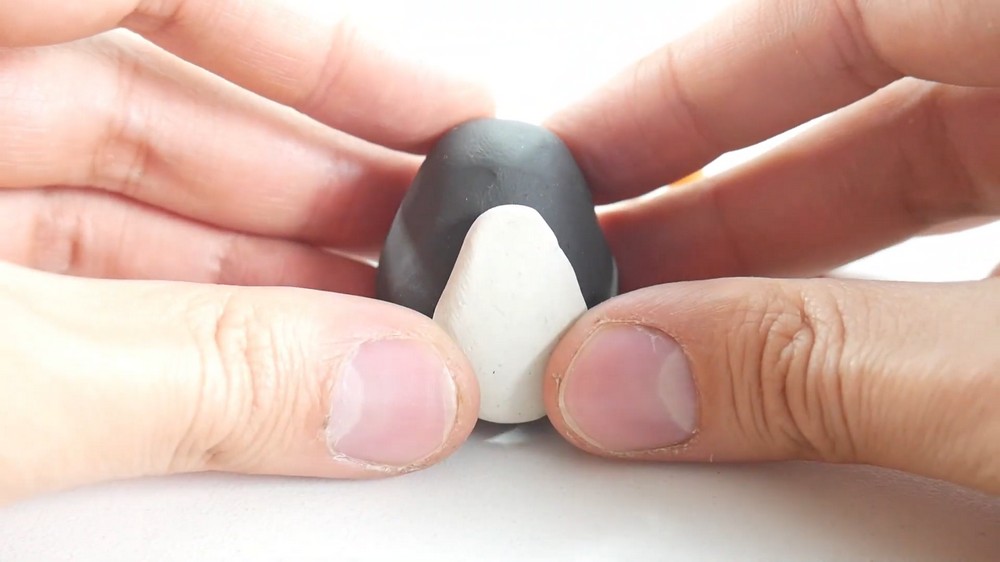 DIY Polymer Clay Penguin Tutorial 3