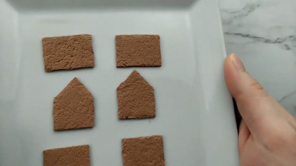 DIY Polymer Clay Gingerbread House Tutorial 2