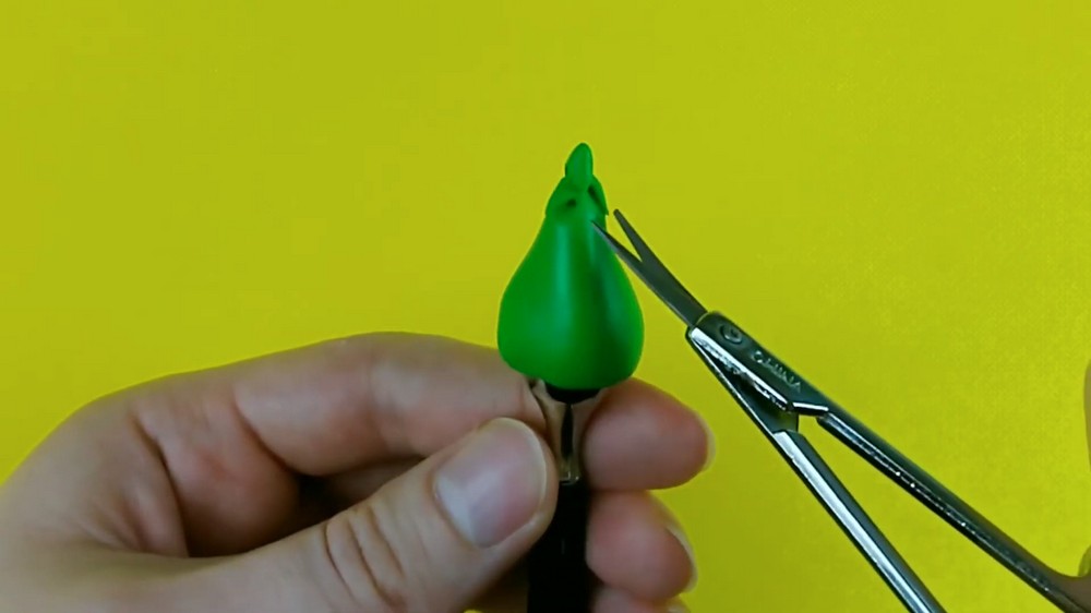DIY Polymer Clay Snowman And Tree Tutorial 4