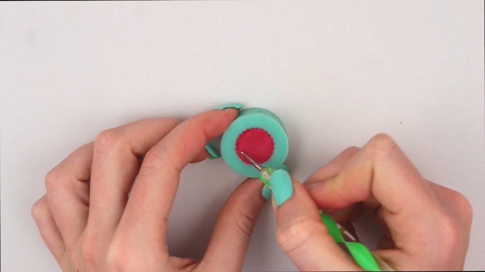 DIY Polymer Clay Christmas Tree Cupcake Tutorial 1